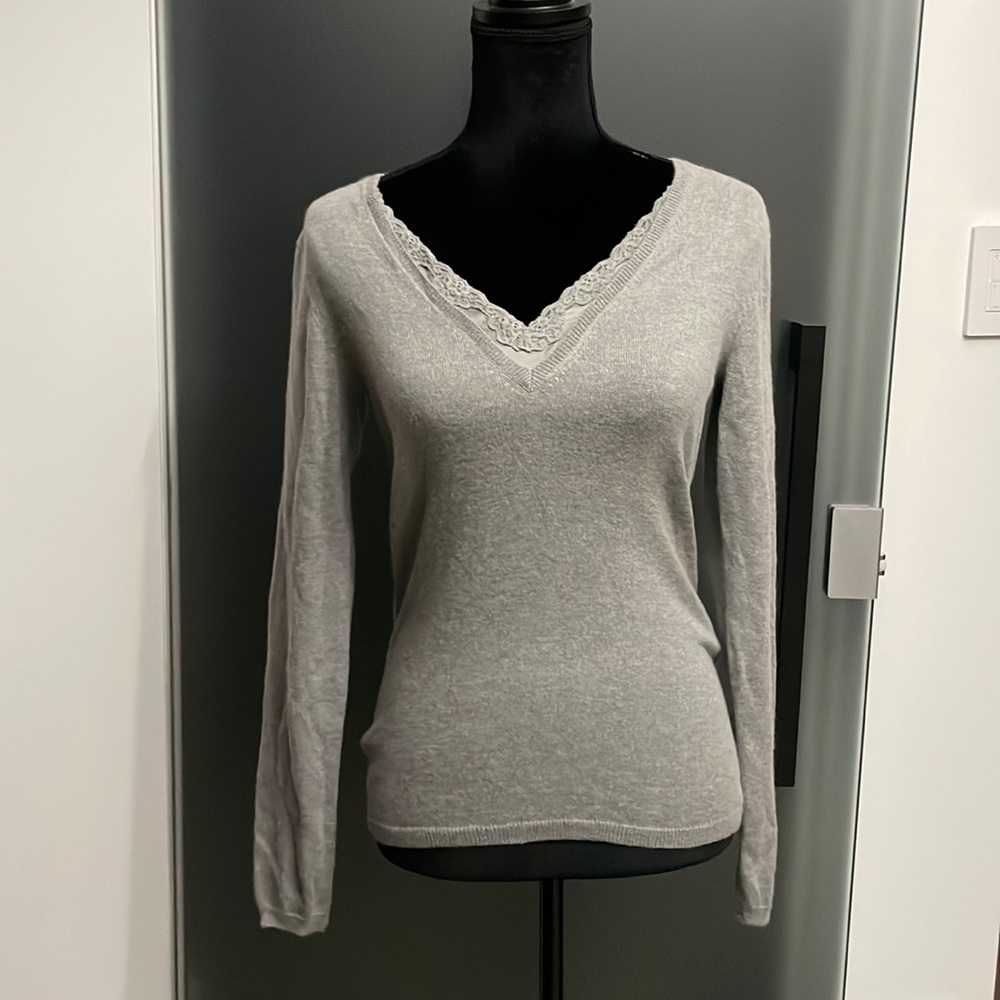 Silk sweater Laura Clement .designed in France. Size 6/8